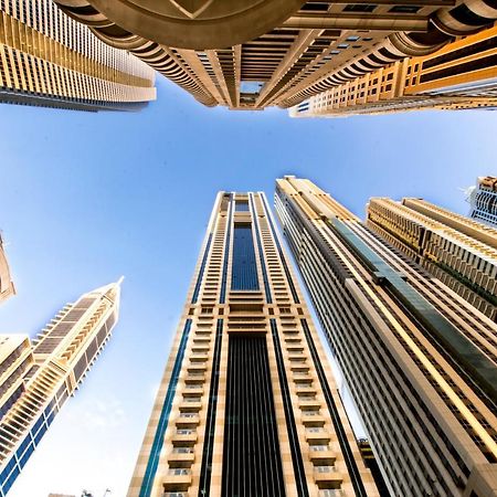 Small Budget Rooms For 'Girls' Only In Dubai, Marina Exterior photo